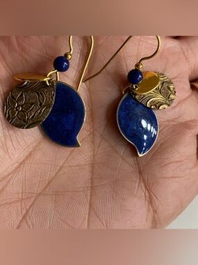 Retro Gold-Tone Earrings with Deep Blue Enamel Leaf Drops